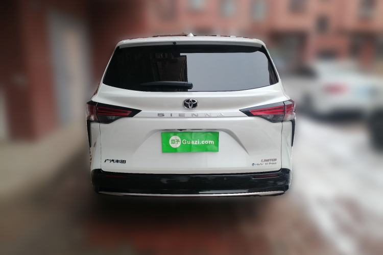 Used Toyota SIENNA 2024 2.5L Hybrid Four-Wheel Drive Prestige Edition Rear