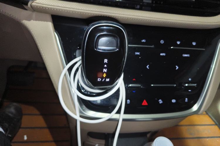 Used Buick GL8 2020 ES Land Cruiser 653T Luxury Edition