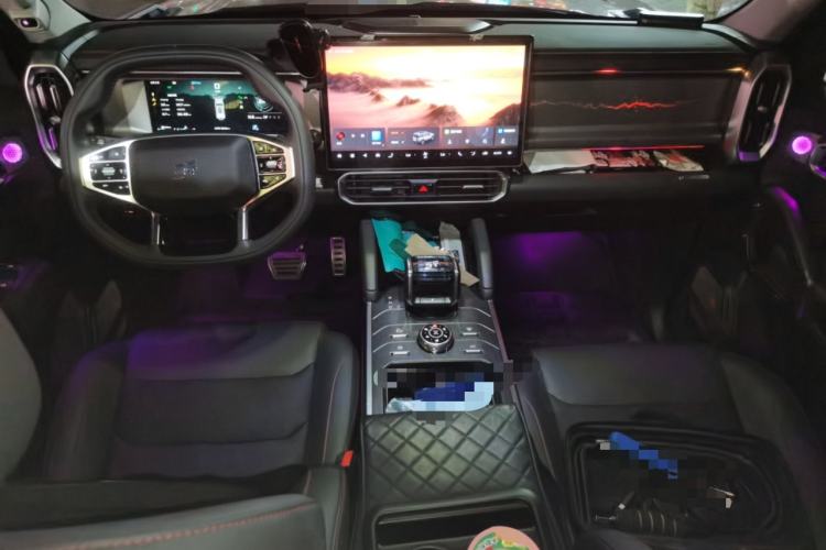 Used JETOUR Traveler 2023 2.0T All-Wheel-Drive CrossPRO Center Console