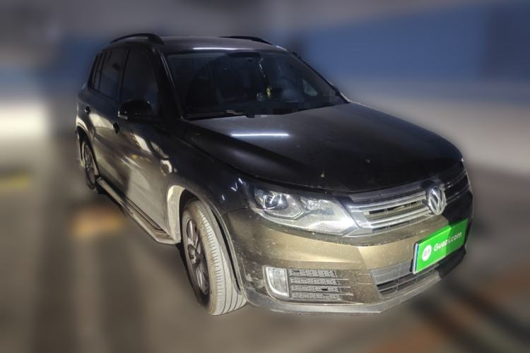 Used Volkswagen Tiguan 2015 1.8TSI Automatic Two-Wheel Drive Trend Edition Front Right 45 Deg