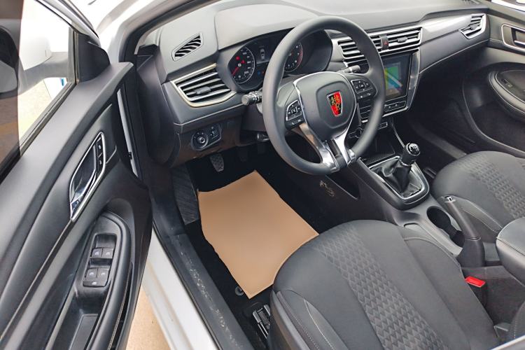 Used Roewe i5 2019 1.5L Manual 4G Connected Langyue Edition Driver Seat