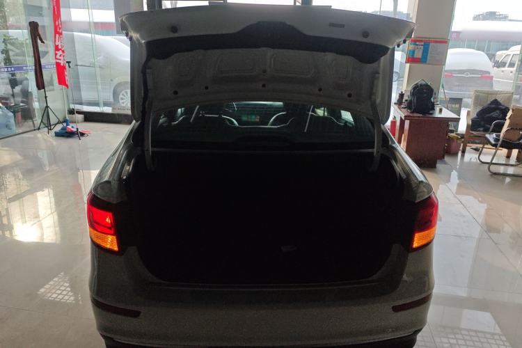 Used Kia K2 2015 Sedan 1.4L Automatic GLS
