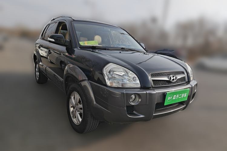 Used Hyundai Tucson 2009 2.0L Manual Two-Wheel Drive Fashion Edition
