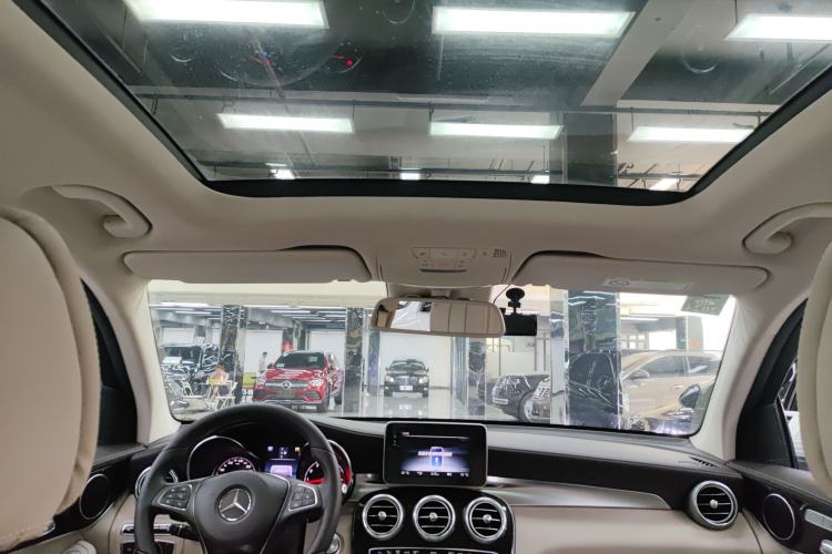 Used Mercedes-Benz GLC 2016 GLC 260 4MATIC Luxury Model Headliner