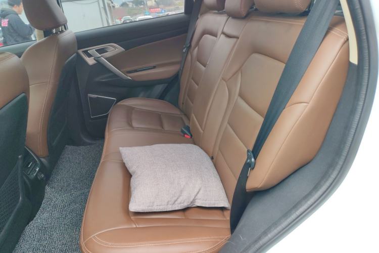 Used Geely Auto Emgrand X7 Sport 2016 1.8TD Automatic ZhiZun Version
