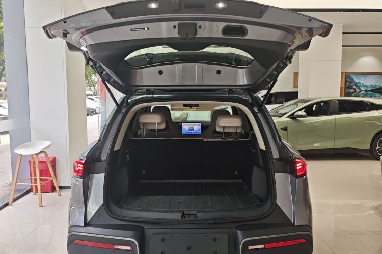 Used BYD Yuan UP 2024 401KM Leading Edition Trunk