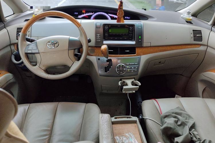 Used Toyota Previa 2006 2.4L 7-Seater Standard Edition
