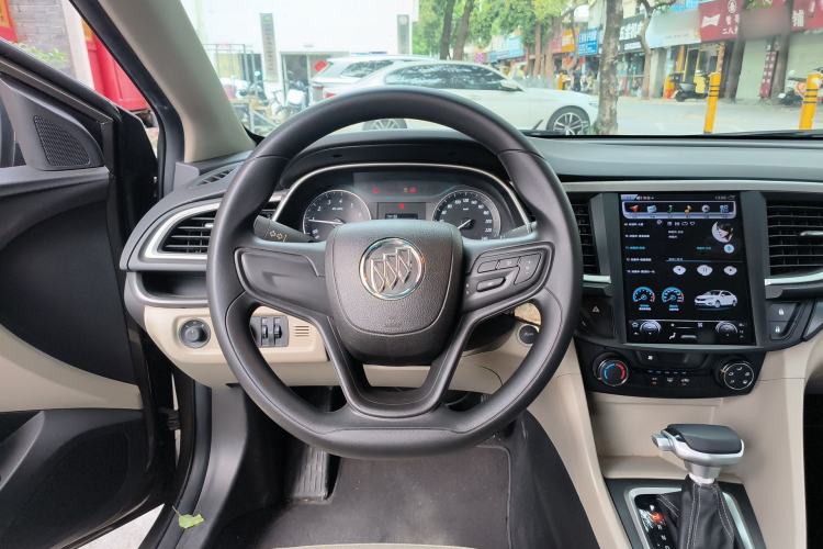 Used Buick GT 2017 15N Automatic Entry-Level Trim Steering Wheel