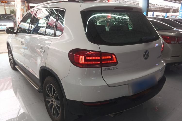 Used Volkswagen Tiguan 2013 1.8TSI Automatic Two-Wheel Drive Luxury Model Rear Left 45 Deg
