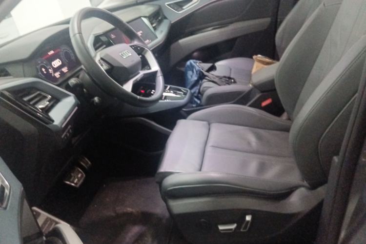 Used Audi Q5 e-tron 2023 40 e-tron Starry Edition Mecha Kit