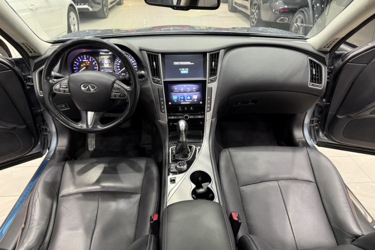 Used Infiniti Q50 2014 2.0T Luxury Edition
