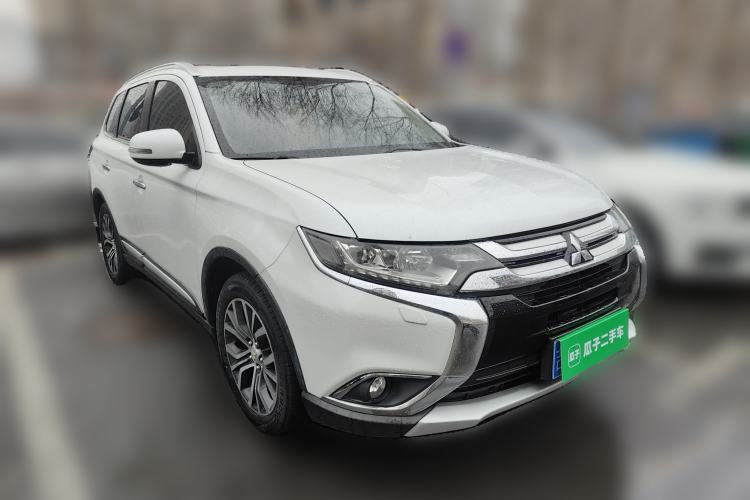 Used Mitsubishi Outlander 2016 2.4L 4x4 Elite Edition 5 Seats
