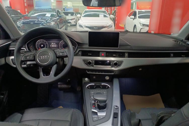 Used Audi A4L 2019 40 TFSI Fashion Edition China VI Emission Standard