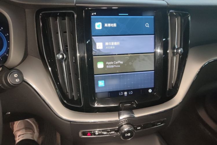 Used Volvo XC60 2024 B5 4x4 Smart Luxury Edition