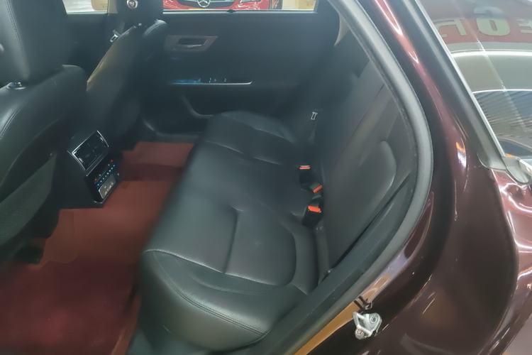 Used Jaguar XFL 2019 XFL 2.0T 250 PS Two-Wheel-Drive Luxury Edition