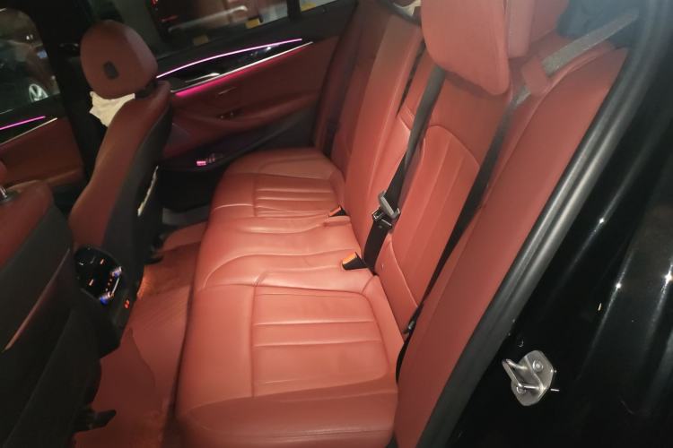 Used BMW 5 Series 2020 530Li Luxury Edition M Sport Package Left Rear Seat