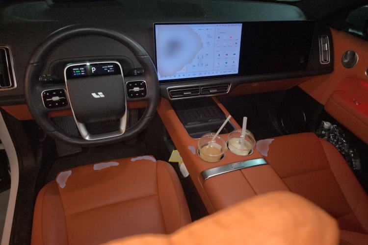 Used Li Auto L6 2024 Max Center Console