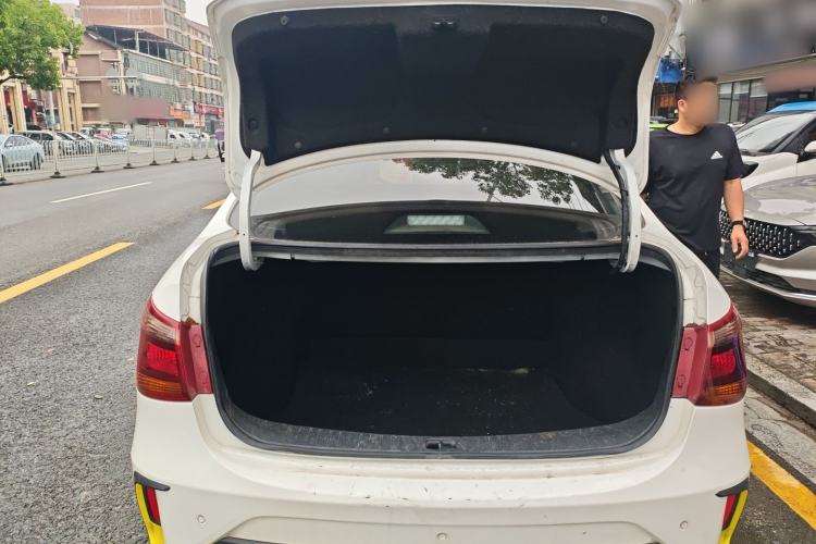 Used Dongfeng Aeolus E70 2023 PRO Smart Drive Edition Trunk