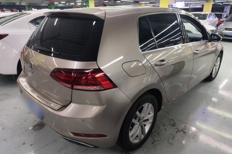 Used Volkswagen Golf 2018 230TSI Automatic Comfort Model
