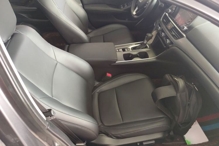 Used Honda Accord 2018 260TURBO Luxury Edition China V Emission Standard Right Front Seat