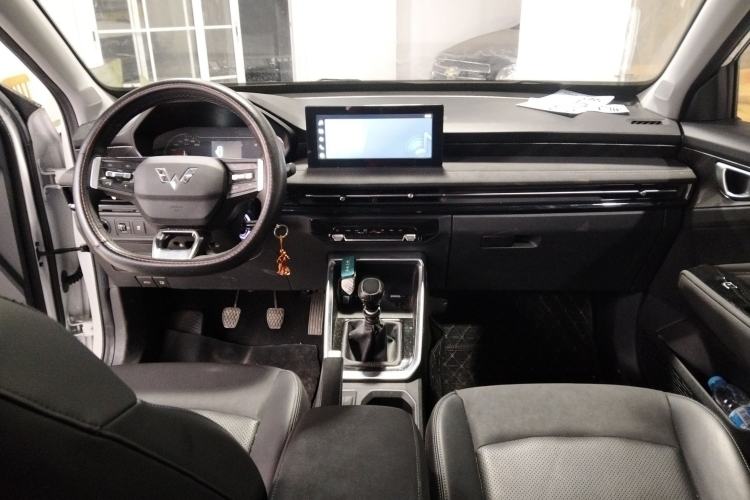 Used Wuling Alvez 2022 1.5L Manual Comfort Version