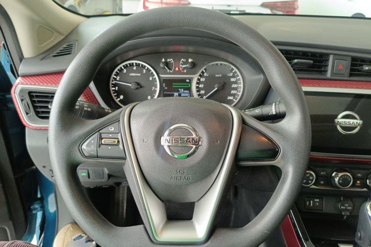 Used Nissan Lannia 2016 1.6L CVT Cool Edition Steering Wheel