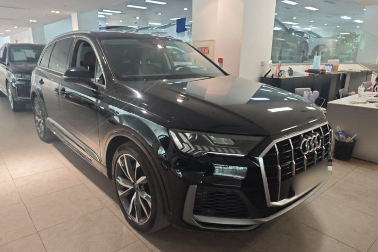 Used Audi Q7 2023 55 TFSI quattro S line Sport Edition

