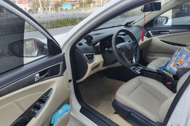 Used CHANGAN Eado New Energy 2018 EV300 Enjoyment Model Driver Seat