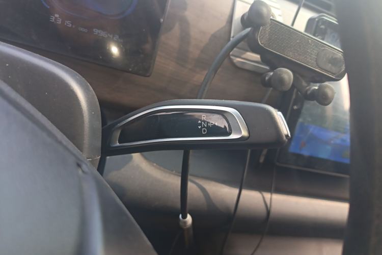 Used Ruichi EC75 2023 Pioneer Model I 41.85 kWh Gear Lever