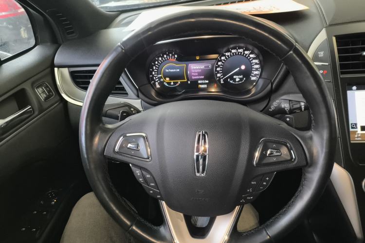 Used Lincoln MKC 2017 2.0T Two-Wheel Drive Deluxe Edition