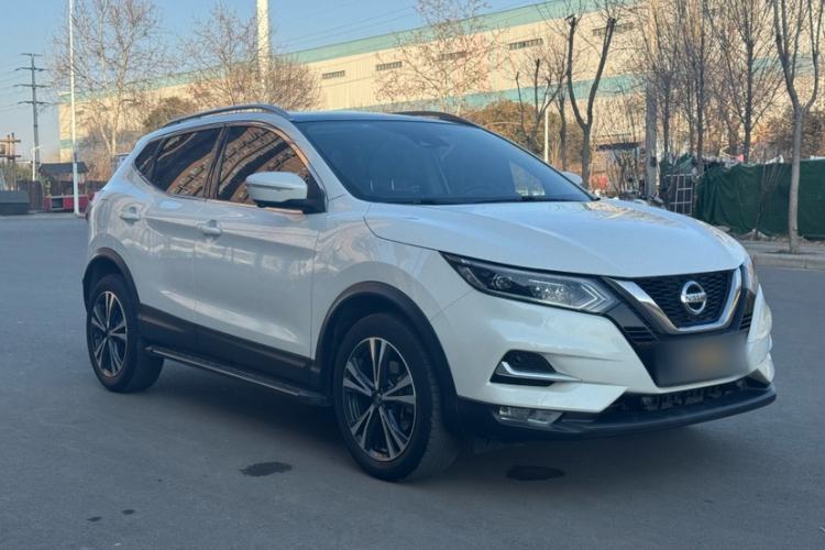 Used Nissan Qashqai 2022 2.0L CVT XV Premier Luxury Edition Exterior 2