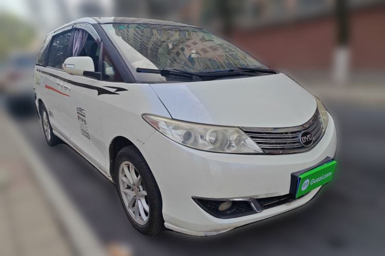 Used BYD M6 2013 2.0L Manual Comfort Edition Front Right 45 Deg