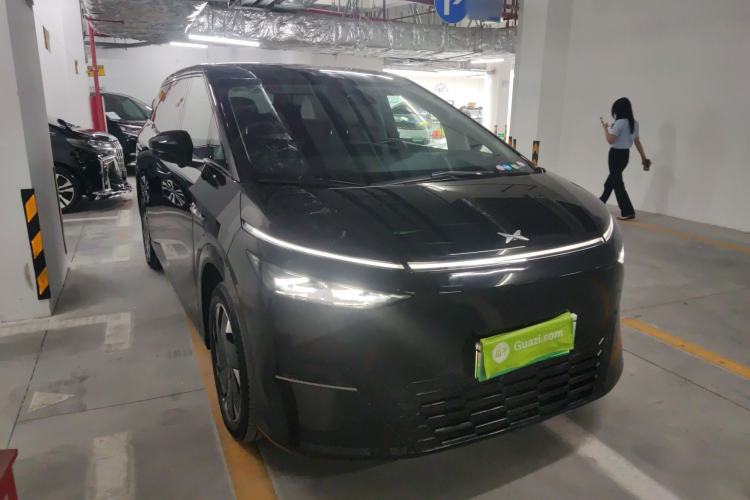 Used XPeng X9 2024 702 Ultra-Long Range Pro