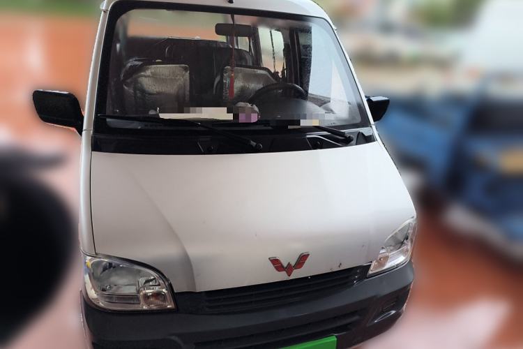 Used Wuling Zhiguang 2023 1.5L Practical Version 5/7 Seats
