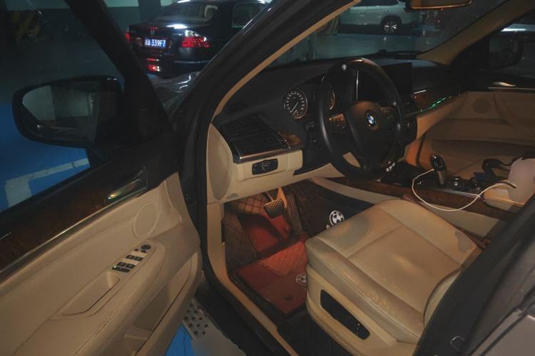 Used BMW X5 2011 xDrive35i Leading Model
