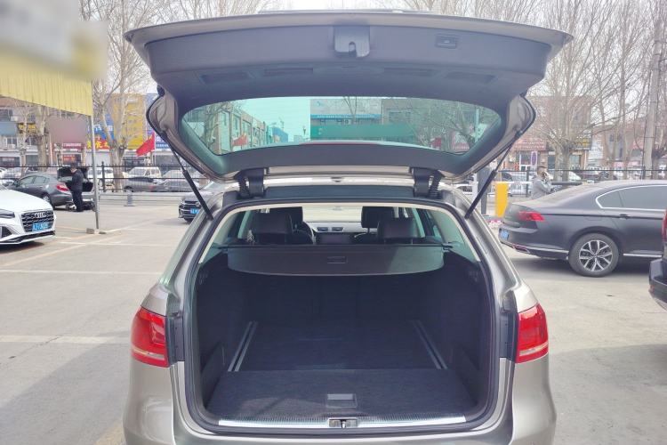 Used Volkswagen Magotan 2012 Travel Edition 2.0 TSI Comfort Version