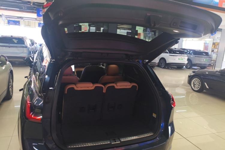 Used Nio ES8 2020 580 km Range Signature Edition Six-Seater Version