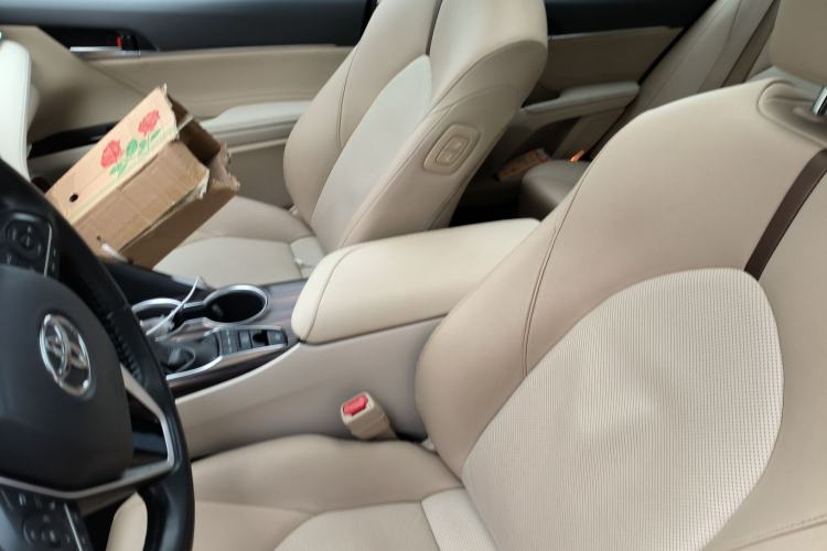 Used Toyota Camry 2018 2.5G Luxury Edition
