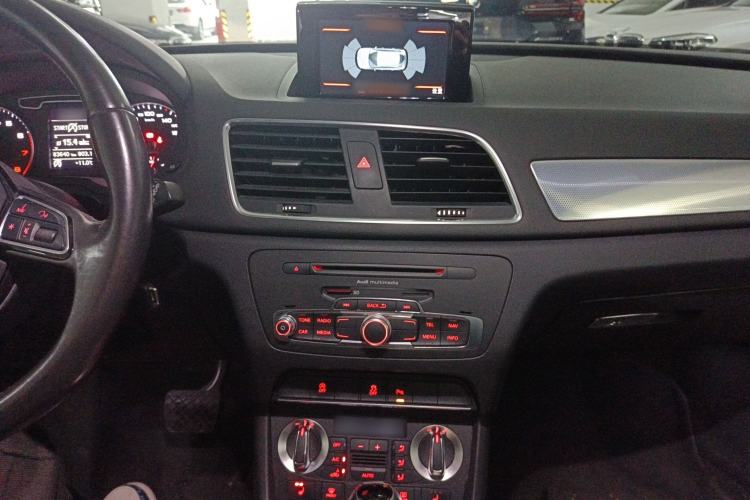 Used Audi Q3 2015 35 TFSI Comfort Model
