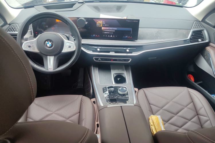 Used BMW X5 2023 xDrive 30Li Luxury M Sport Night Edition Package
