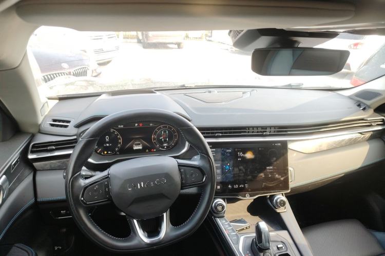 Used Lynk & Co 05 2020 2.0TD Two-Wheel Drive Shine Halo