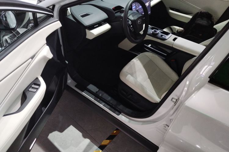 Used Toyota bZ5 2025 Model 550 PRO Smart Driving Edition