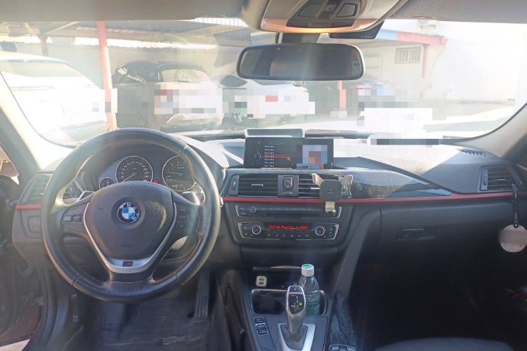 Used BMW 3 Series 2013 320i Sport Design Package