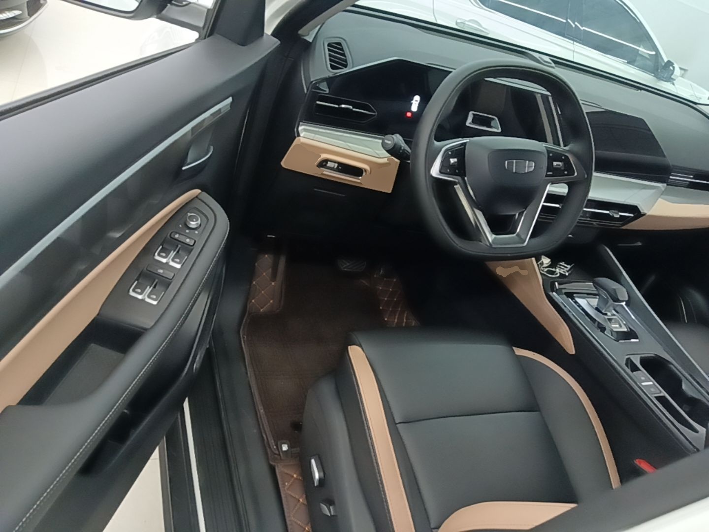Geely Auto Haoyue PRO 2024 1.5T DCT Zongheng+ — снимка 18
