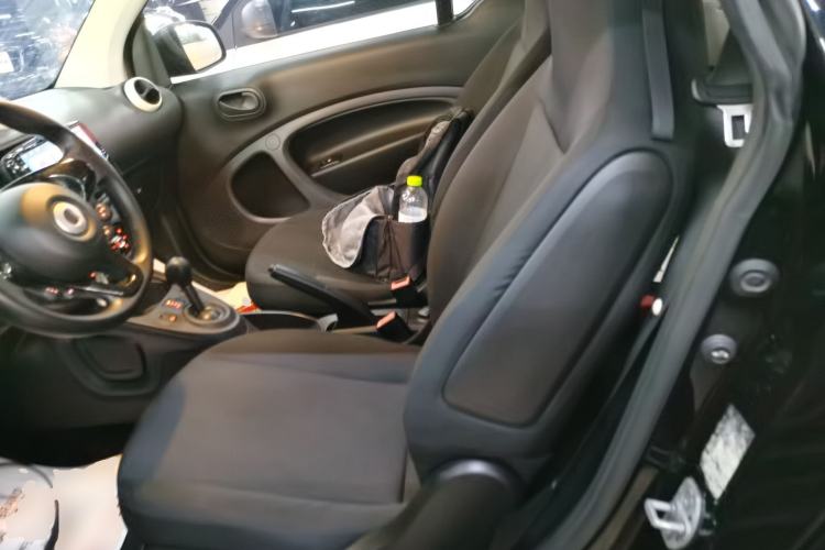 Used smart fortwo 2018 1.0L 52kW Hardtop Dynamic Version China V