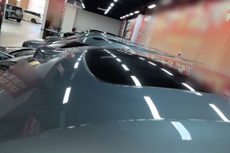 Used Zeekr 009 2024 7-Seater Walk-Through Version Four-Wheel Drive 108 kWh
