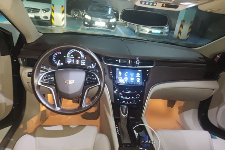 Used Cadillac XTS 2016 28T Tech Edition Center Console