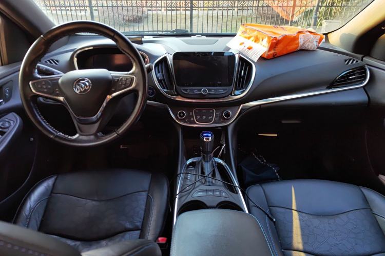 Used Buick VELITE 5 2017 Stylish Extended-Range Model