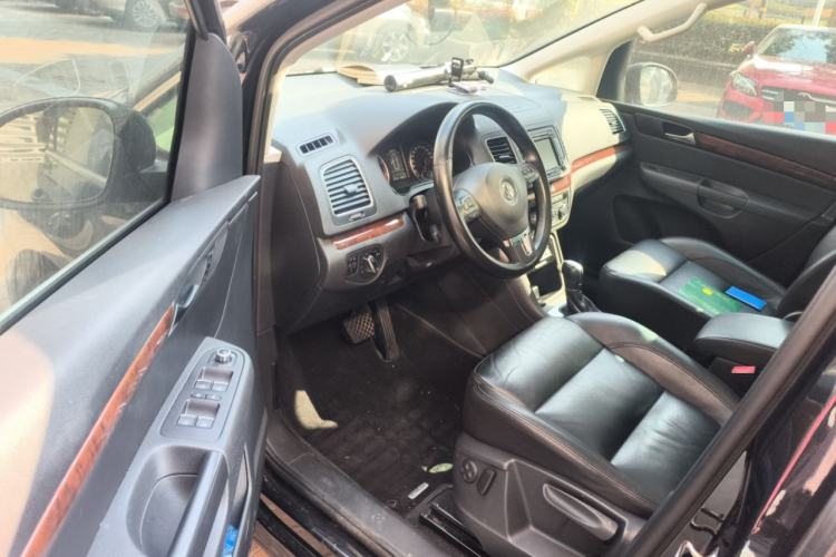 Used Volkswagen Sharan 2013 1.8TSI Comfort Model Euro IV Driver Seat