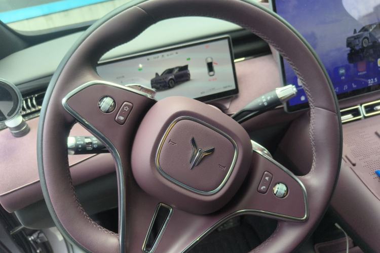 Used VOYAH FREE 2025 Model FREE+ Four-Wheel-Drive Qiankun Edition Steering Wheel